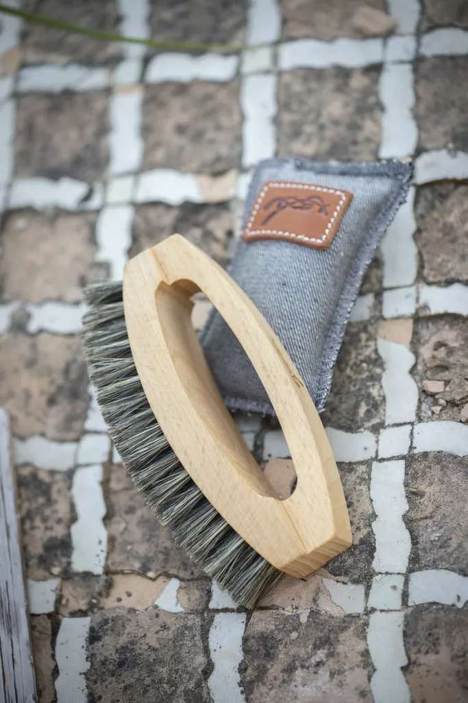 Soft Head Brush with Handle
